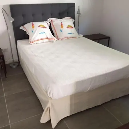 Proche Plage Petite Maison Pour 2 Personnes Hébergement de vacances